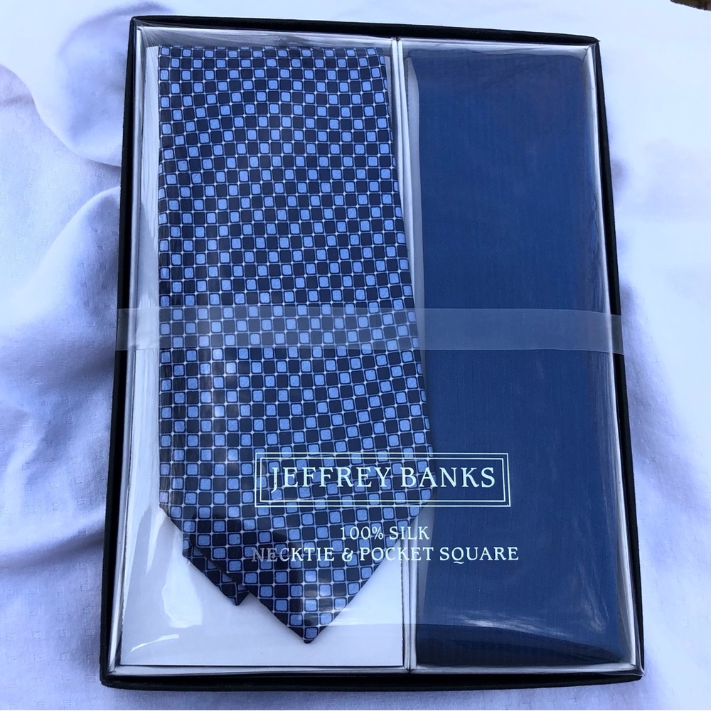 Tie and Pocket Square Men’s Navy Blue Silk Gift Boxed Jeffrey Banks New